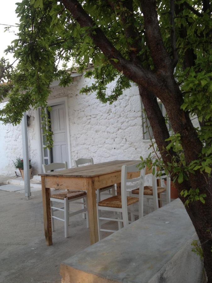 Aνεξάρτητη Παραδοσιακή Πέτρινη Κατοικία Korinth Exterior foto